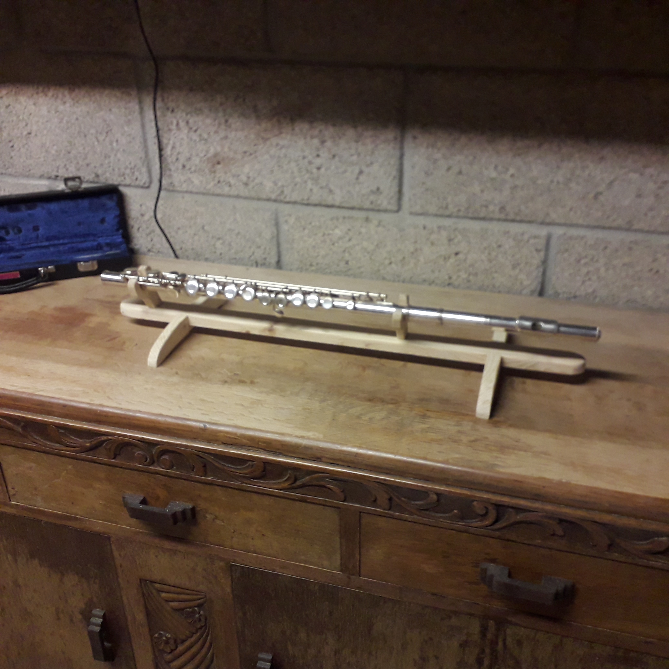 Flute Mount