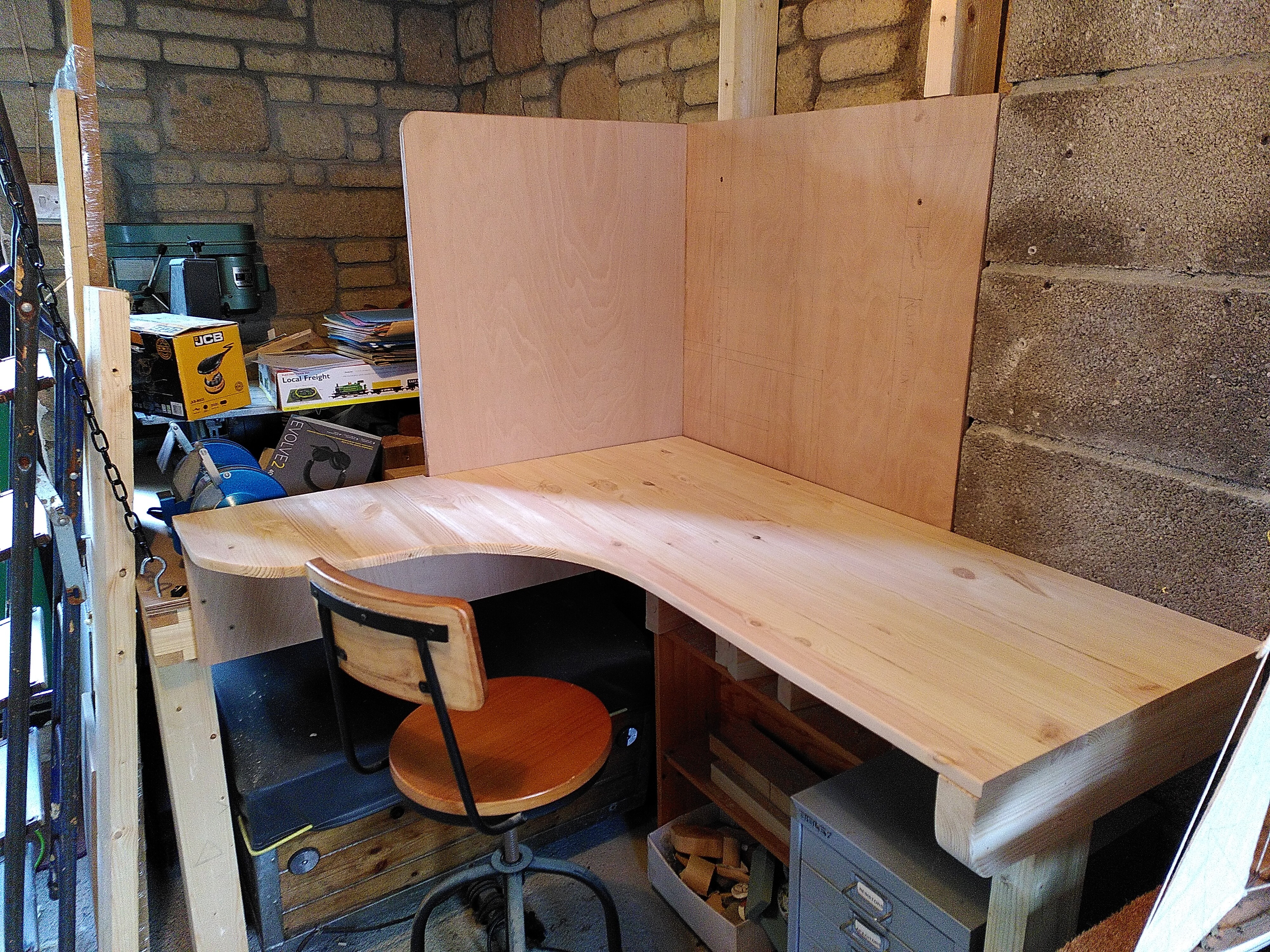 Progress: Workshop Desk