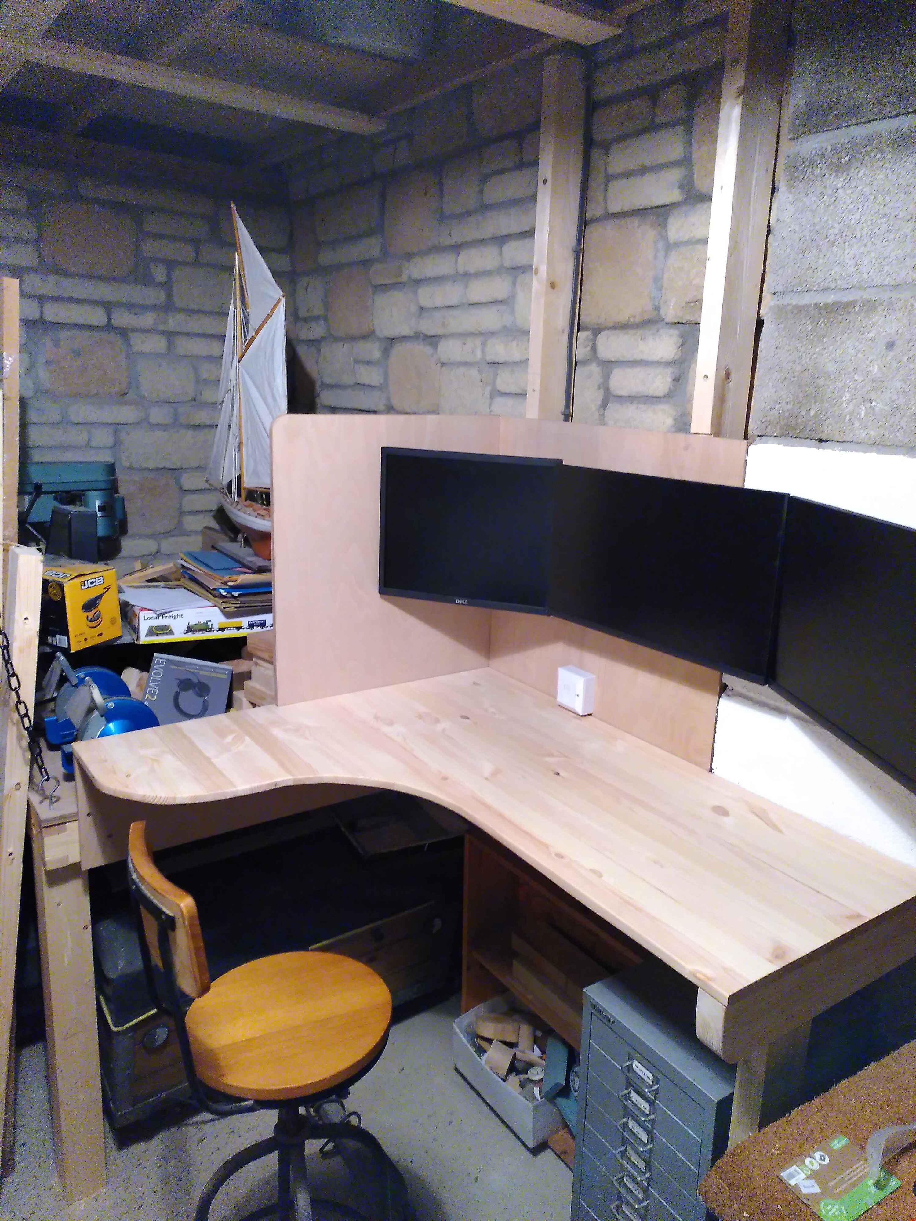 Progress: Workshop Desk