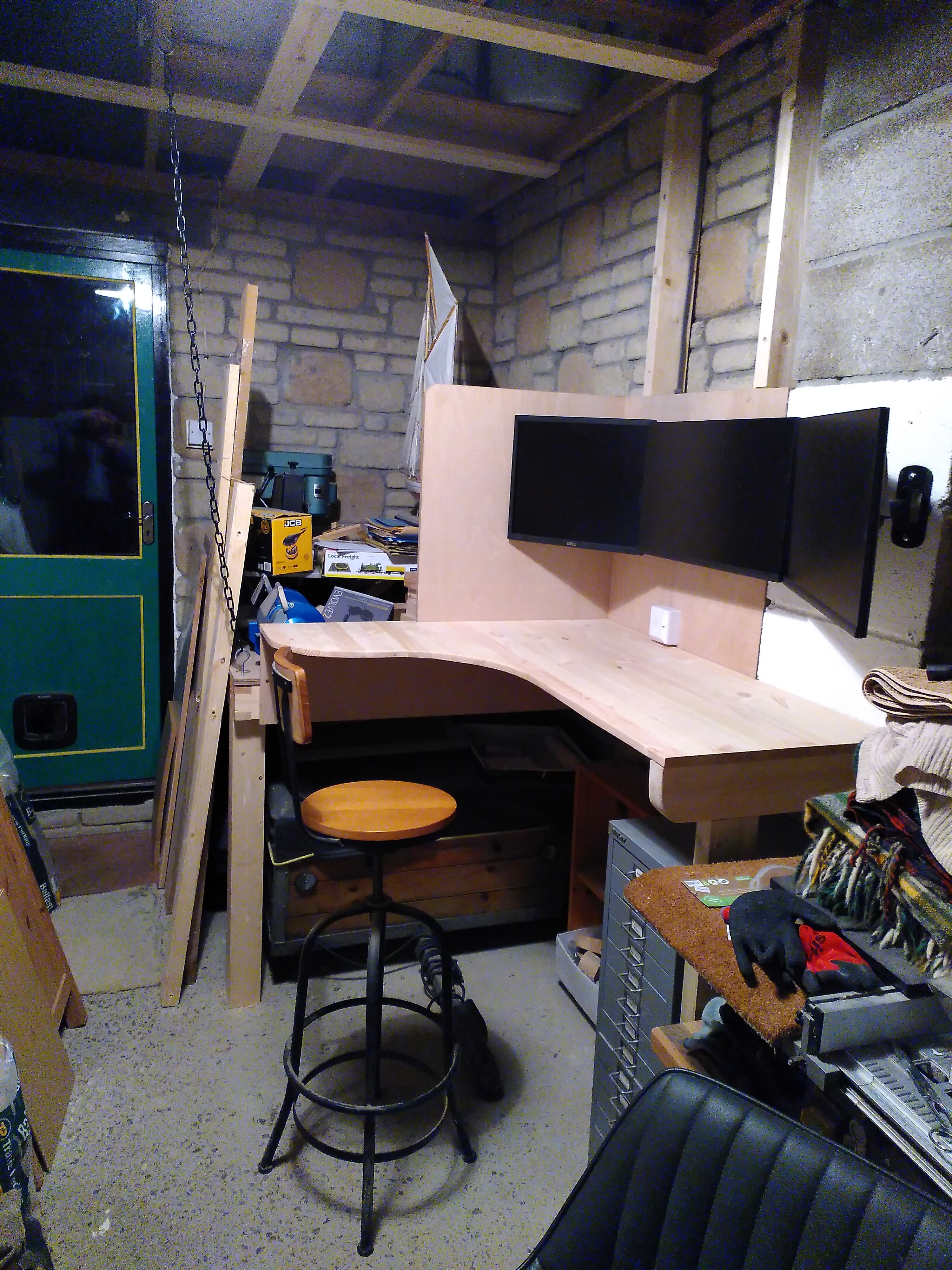 Progress: Workshop Desk